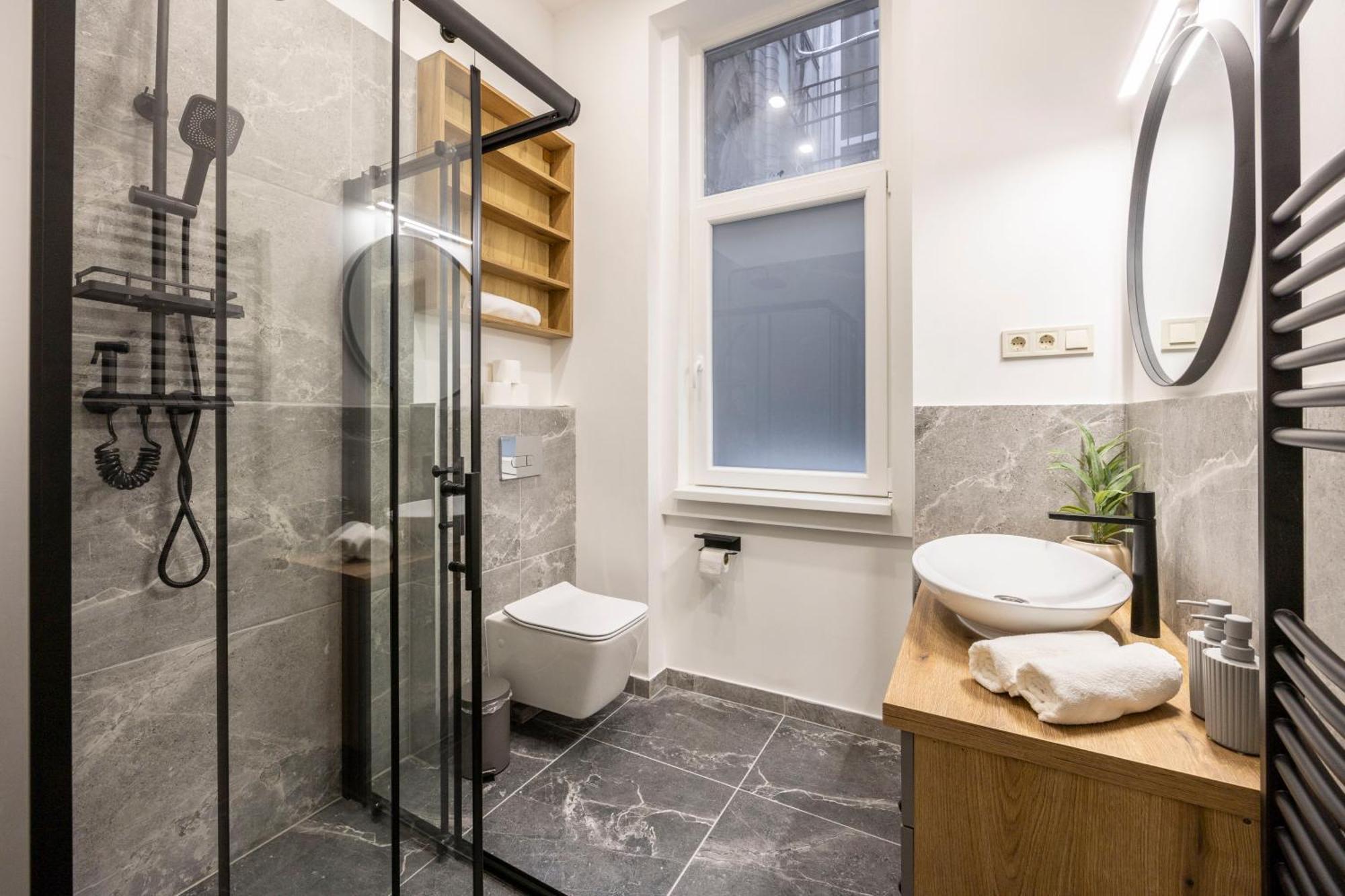 Exclusive Stylish Suite By Prestige Homes Next To The Oktogon Budapest Exterior photo